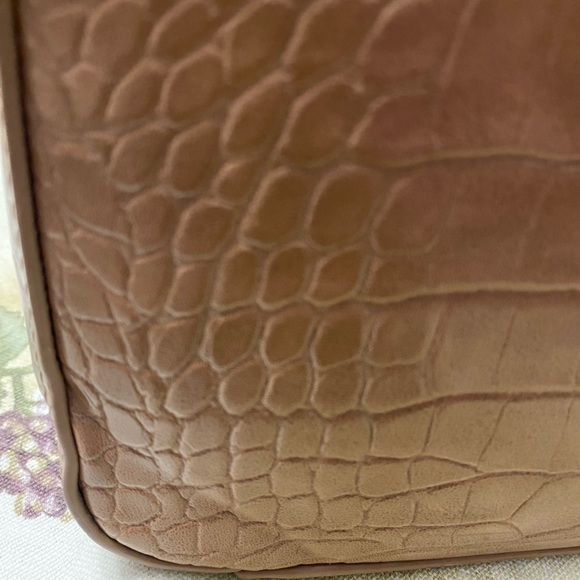 Madison West embossed croc vegan leather shoulder bag - taupe/tan - Picture 6 of 7